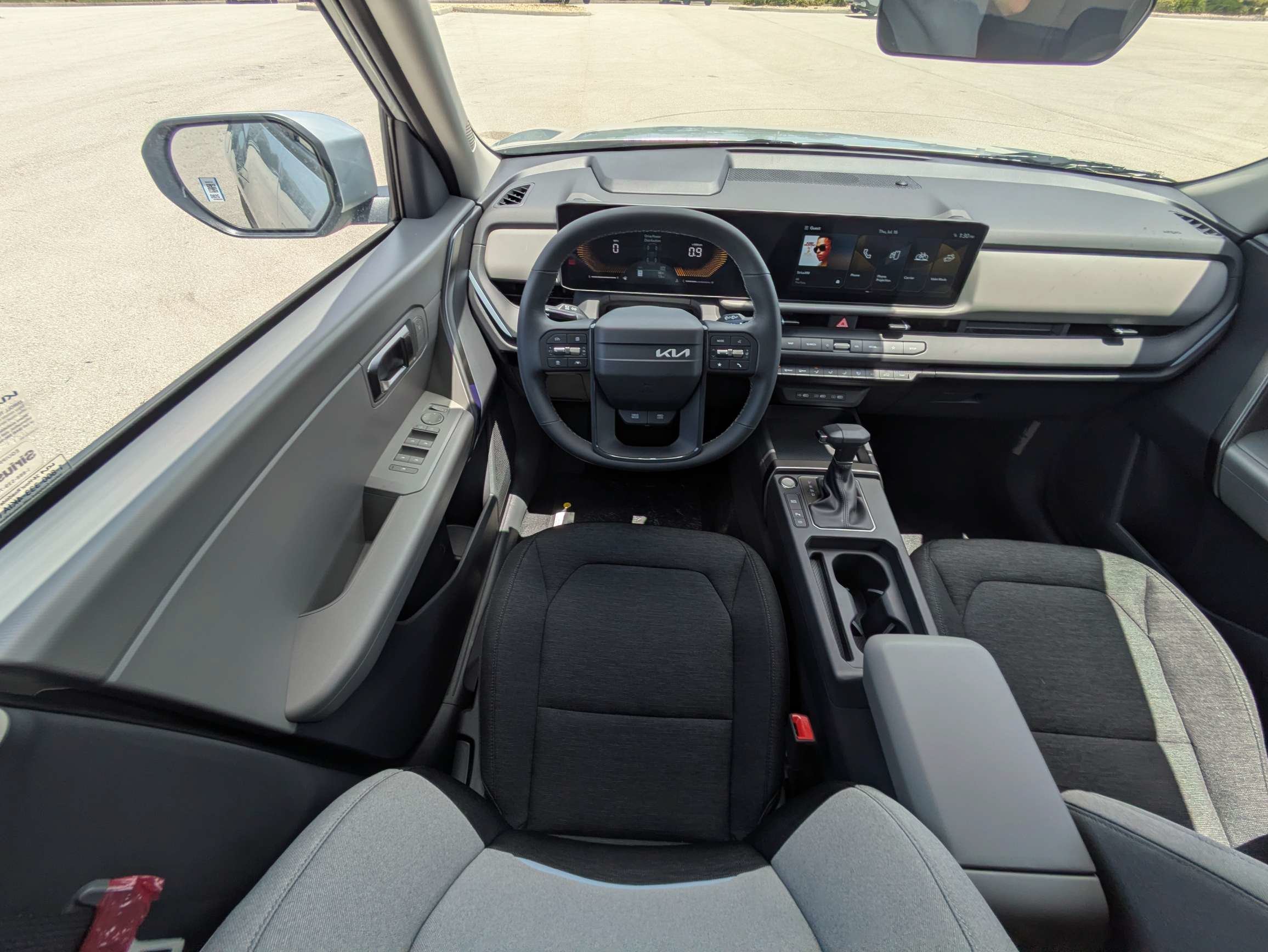 New 2027 Ivory Silver Kia LX image 17