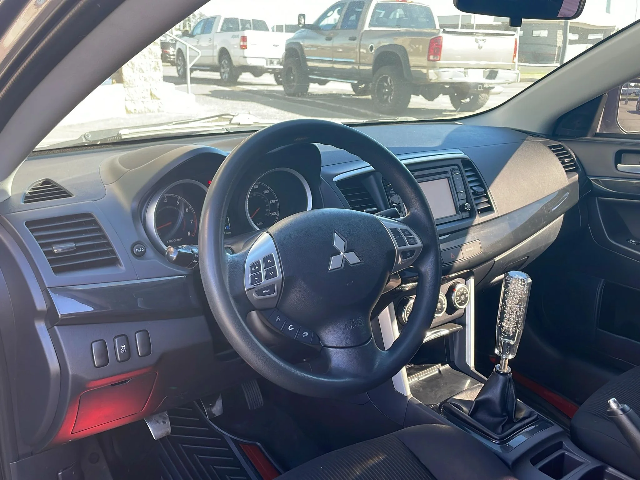 Used 2017 Mercury Gray Pearl Mitsubishi ES image 14