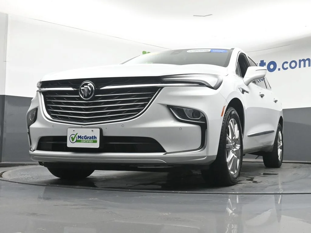 Used 2023 White Buick Essence image 7