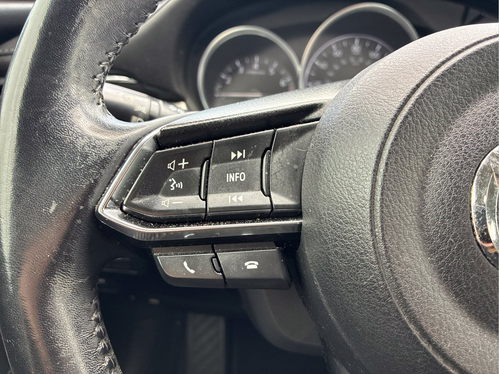 Used 2018 Blue Mazda Sport image 14