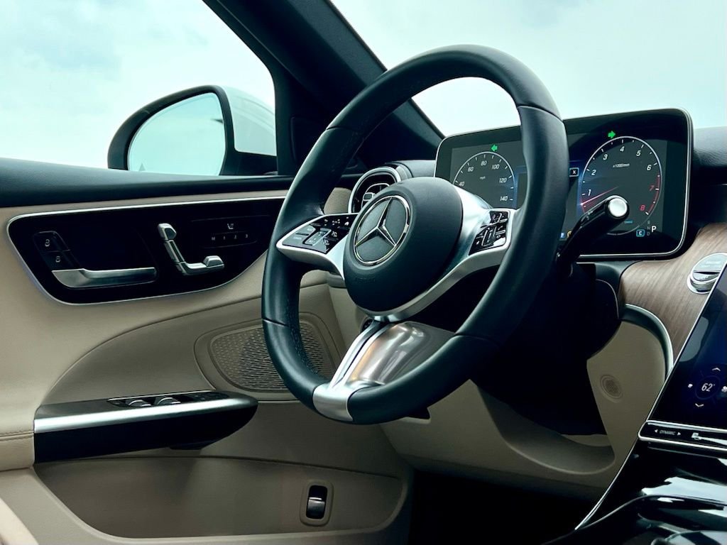 Certified Used 2024 White Mercedes-Benz C 300 image 8