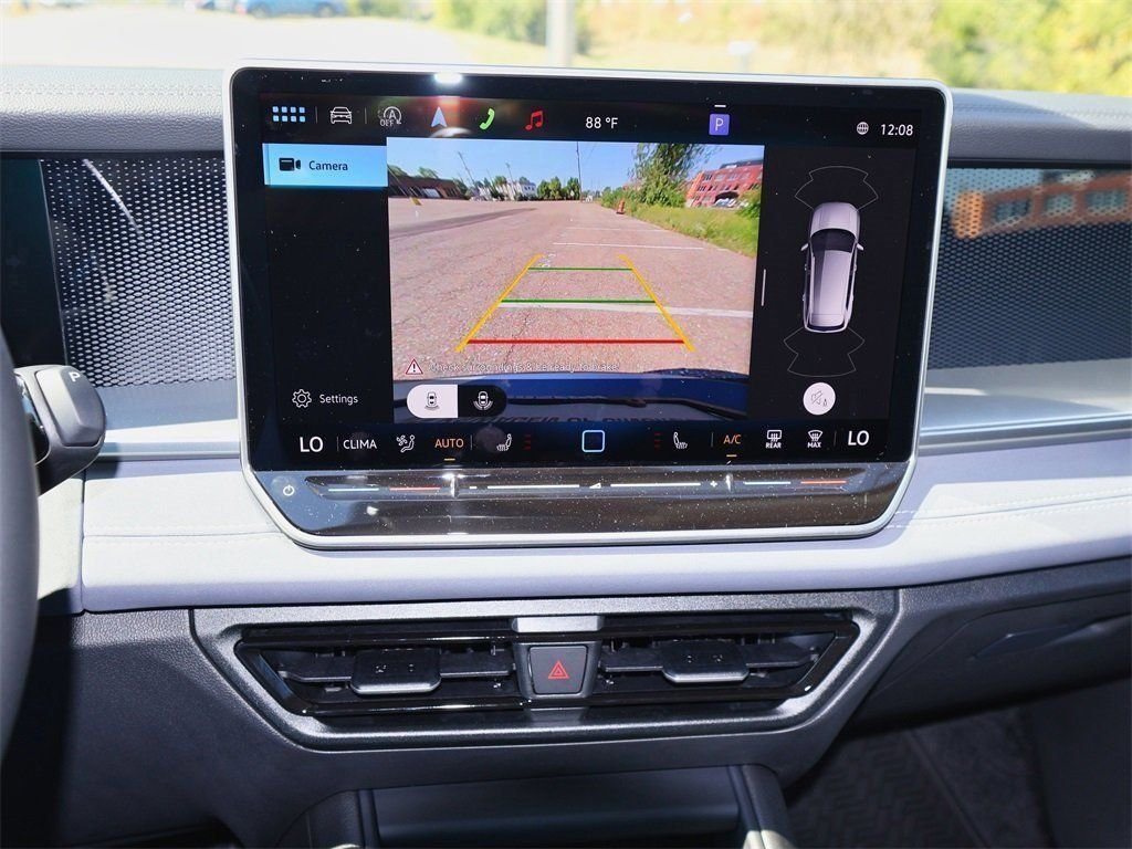 2025 Volkswagen Tiguan SE - Photo 19