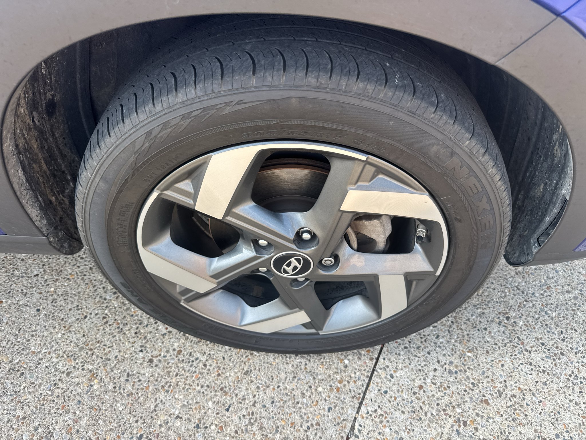 Certified Used 2024 Intense Blue Hyundai SEL image 3