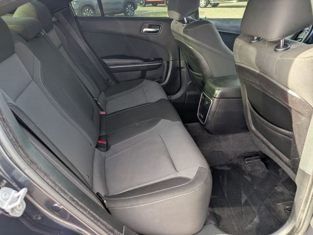 Used 2018 Gray Dodge V6 image 23