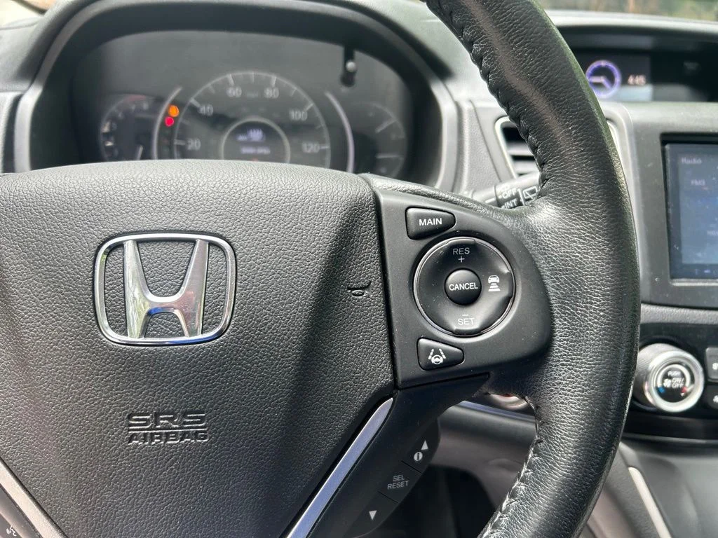 Used 2015  Honda Touring image 21