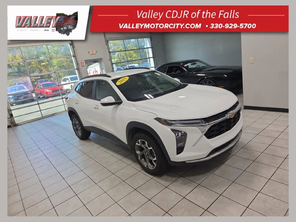 2025 Chevrolet Trax LT