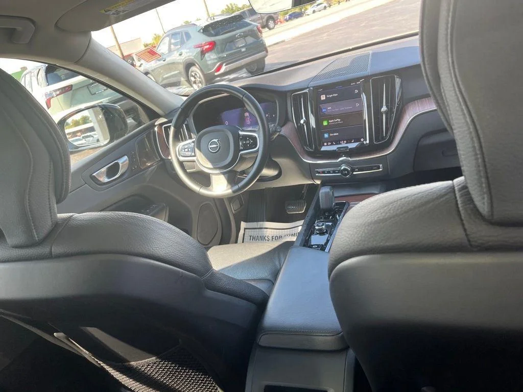 2023 Volvo XC60 Plus - Photo 28