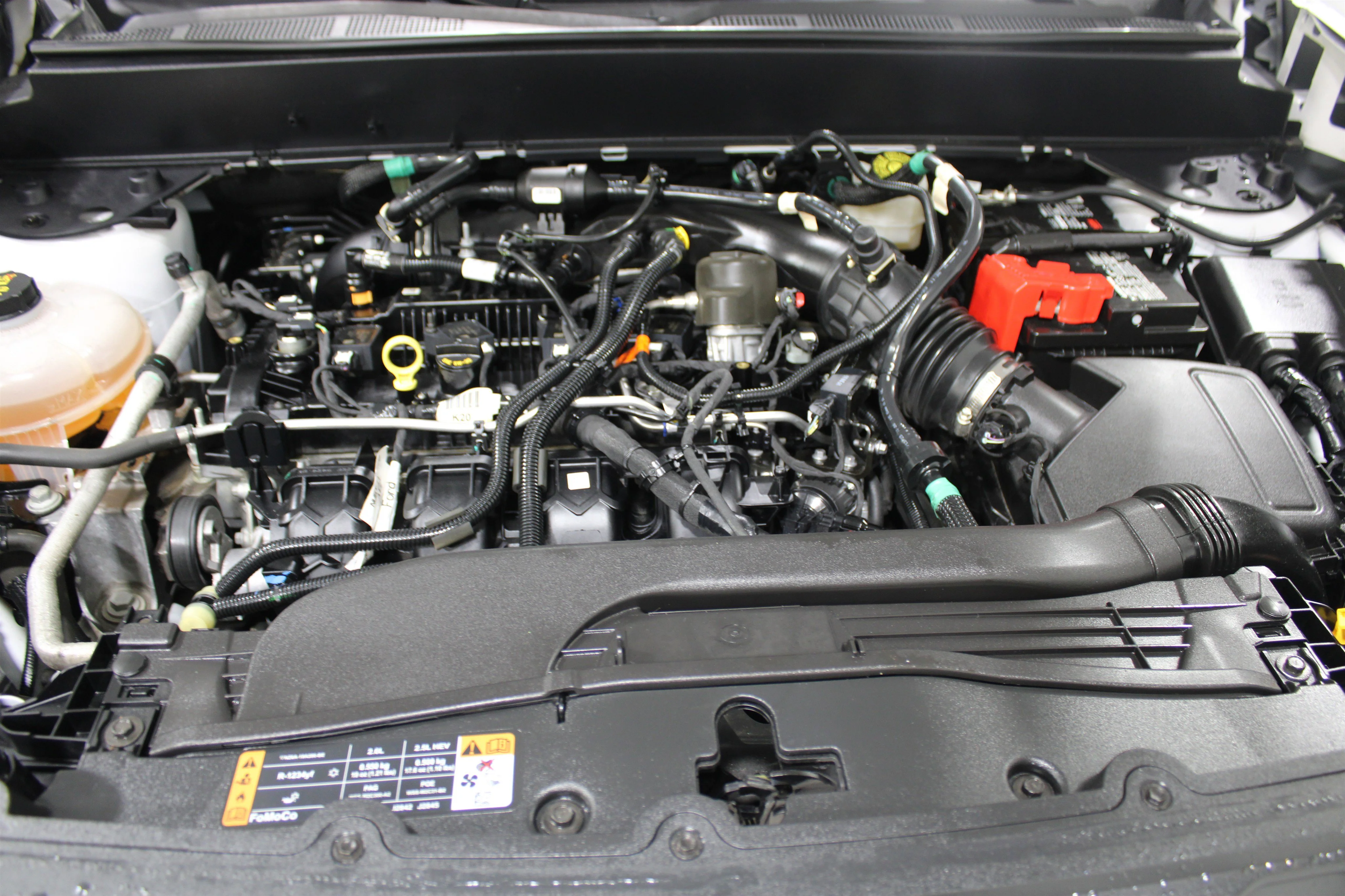 Used 2024 Oxford White Ford XLT image 37