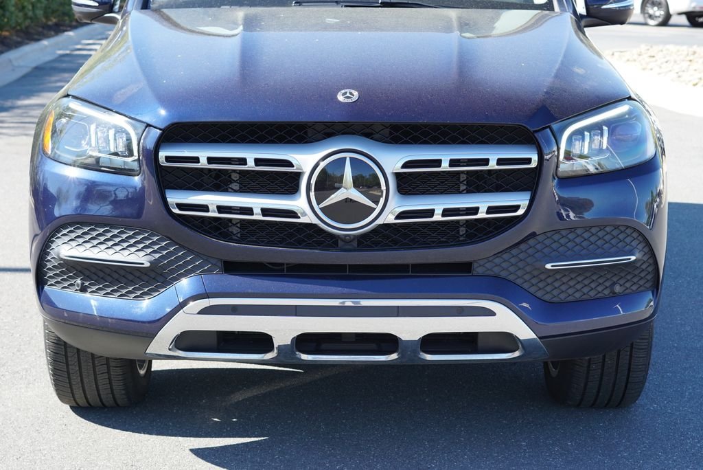 Certified Used 2022  Mercedes-Benz GLS 450 image 9
