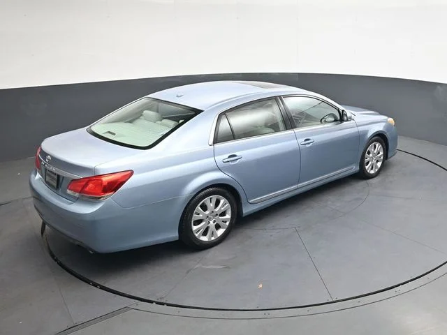 Used 2011 Blue Toyota Limited image 26
