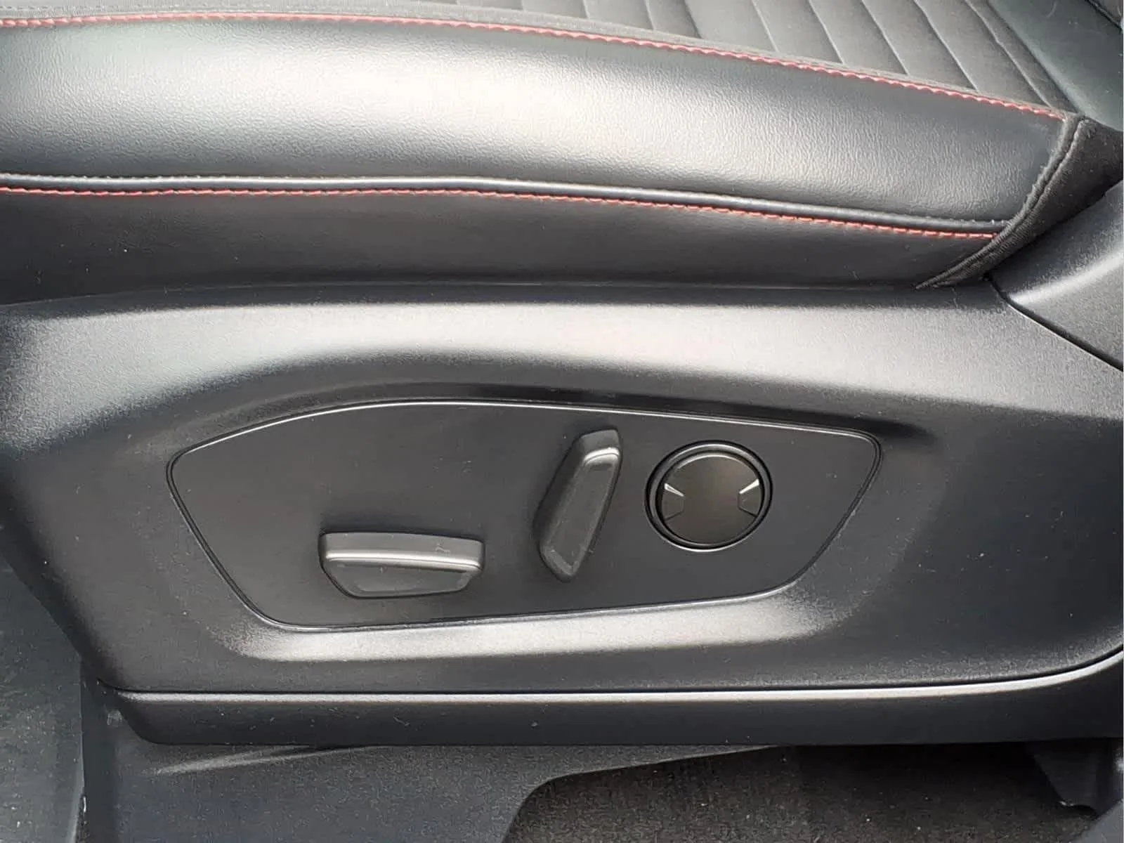 Used 2026 Carbonized Gray Metallic Ford ST-Line image 16