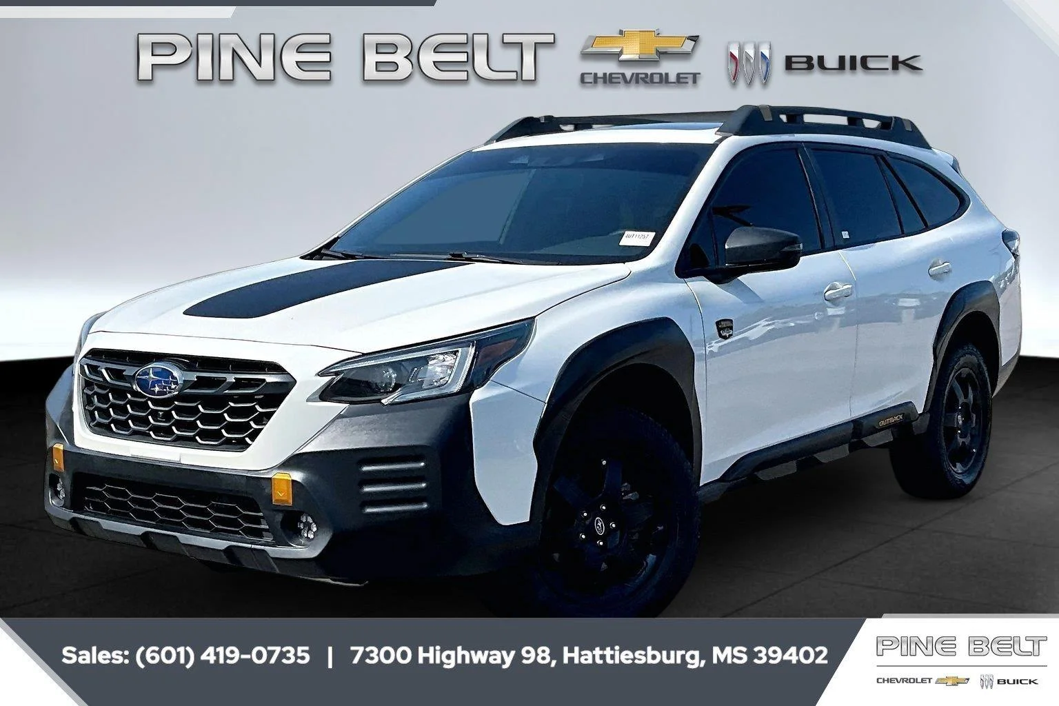 Used 2023 Crystal White Pearl Subaru Wilderness image 10