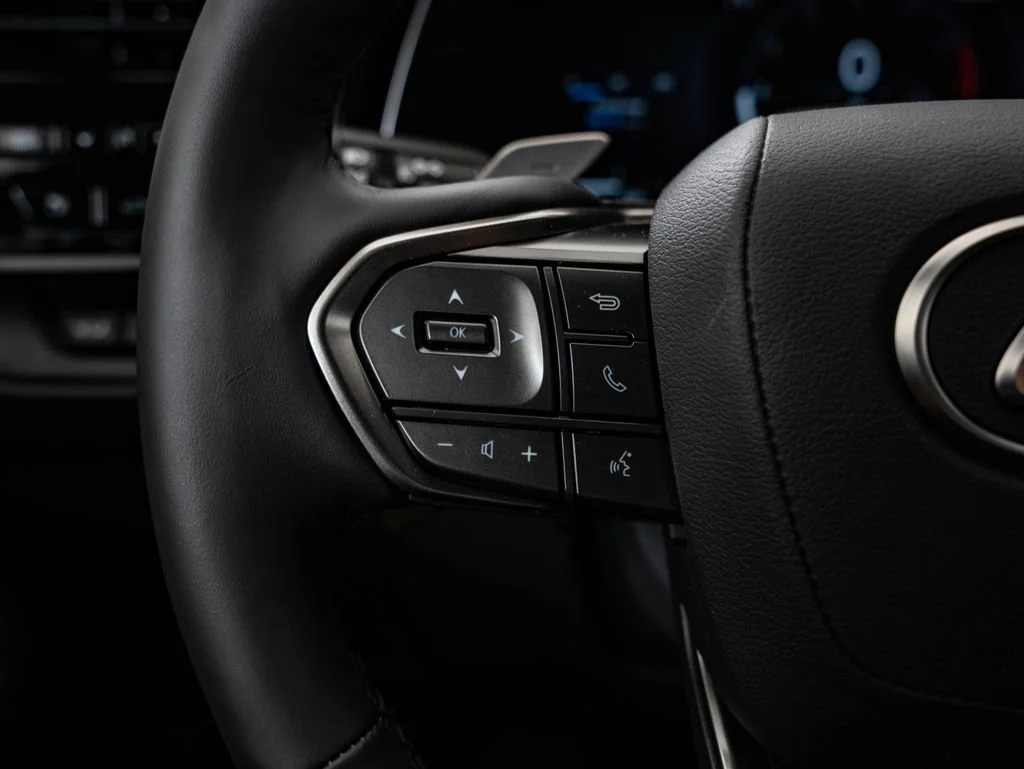 New 2026 Wind Chill Pearl Lexus PREMIUM AWD image 30