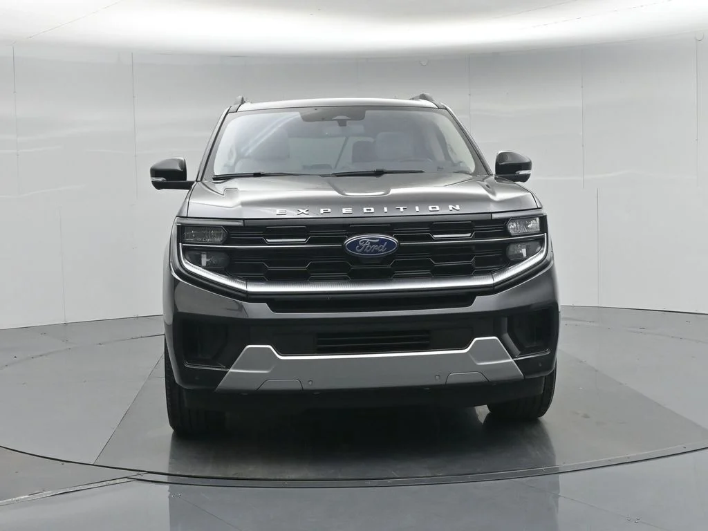 Certified Used 2025 Gray Ford Platinum image 59