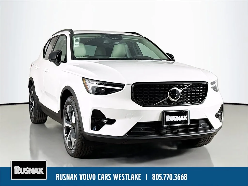 2026 Volvo XC40