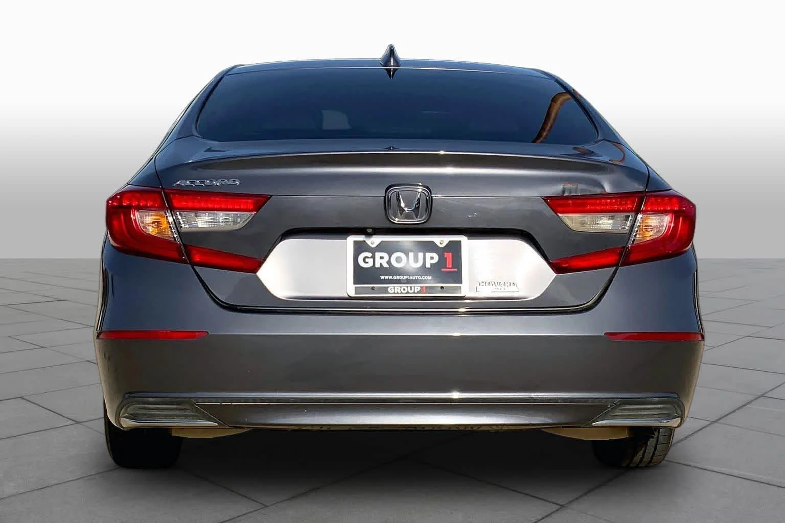 Used 2019 Modern Steel Metallic Honda LX 1.5T image 4