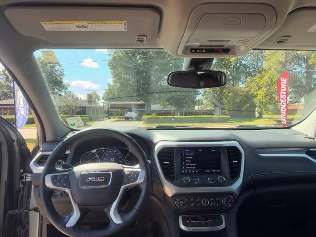 Used 2023 Silver GMC SLT image 29