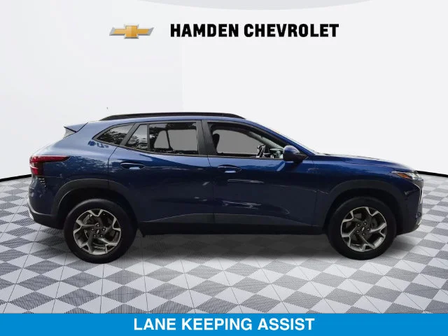 Used 2024 Chevrolet Trax LT with VIN KL77LHE2XRC000403 for sale in Hamden, CT