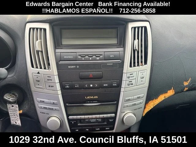 Used 2005 Gray Lexus 330 image 17