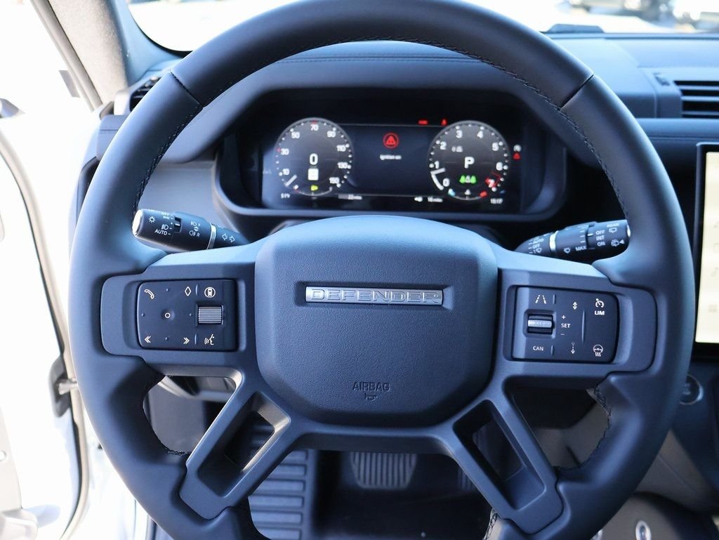 New 2026 Fuji White Land Rover S image 30