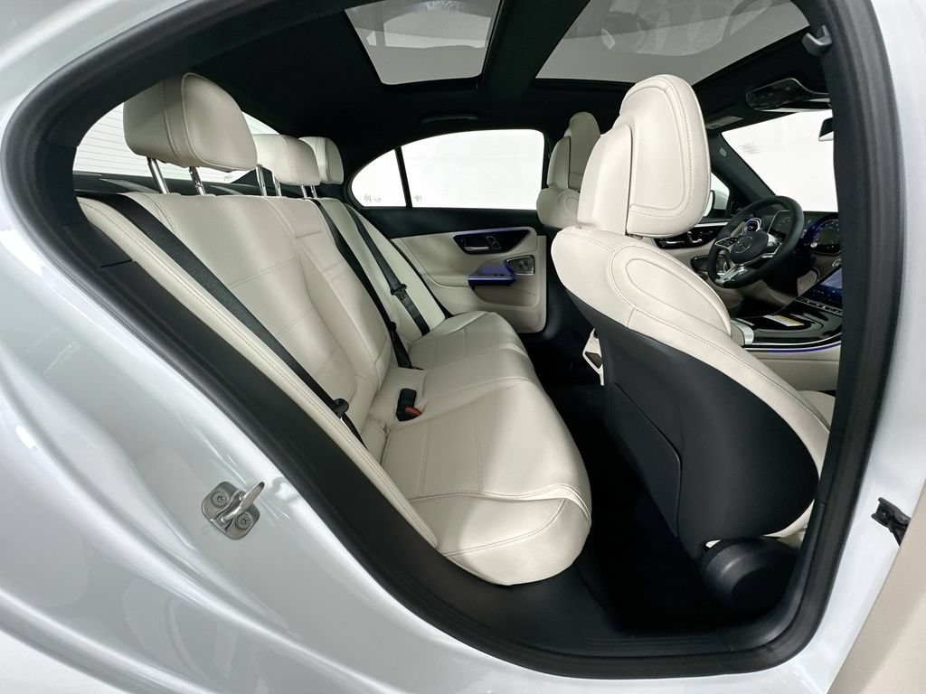 New 2026 MANUFAKTUR Moonlight White Metallic Mercedes-Benz C 300 image 63
