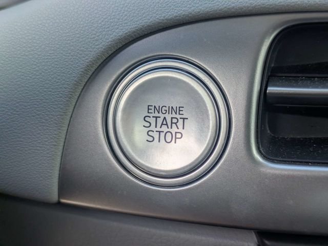 Used 2023 Gray Hyundai SEL image 33