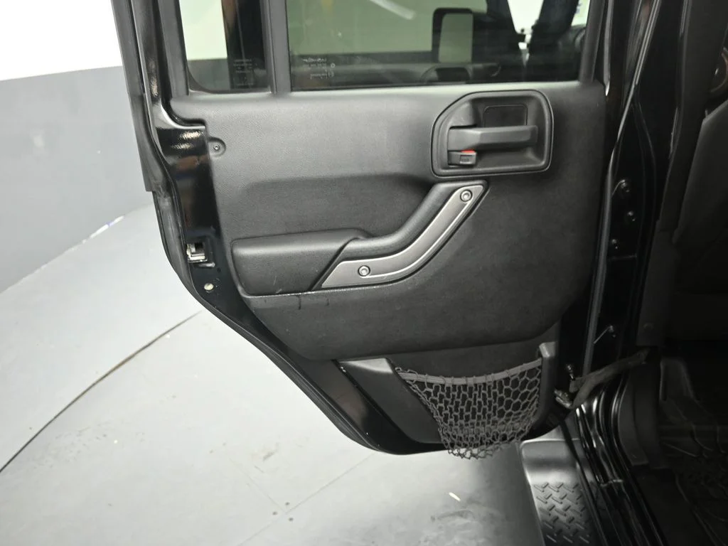 Used 2015 Black Jeep Unlimited Sport image 20