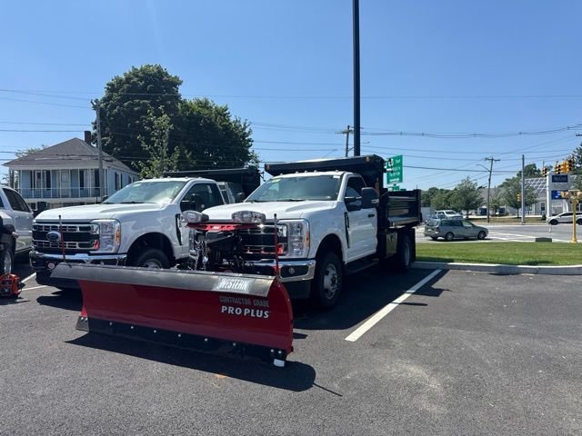 2025 Ford F-350 Super Duty Chassis Cab