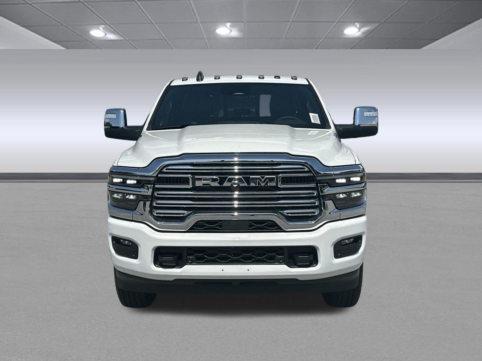 New 2026 Bright White Clear-Coat Exterior Paint RAM Laramie image 8