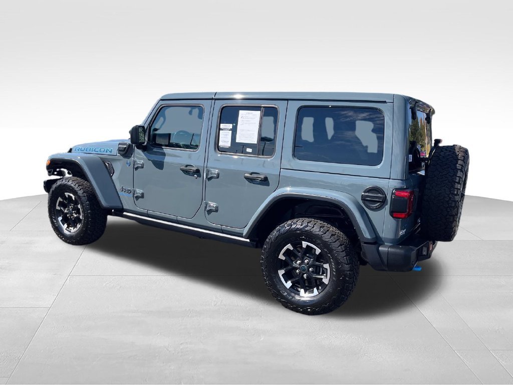 Used 2024 Gray Jeep Rubicon 4xe image 3