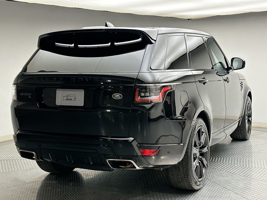 Used 2022 Santorini Black Metallic Land Rover HSE Silver Edition image 13