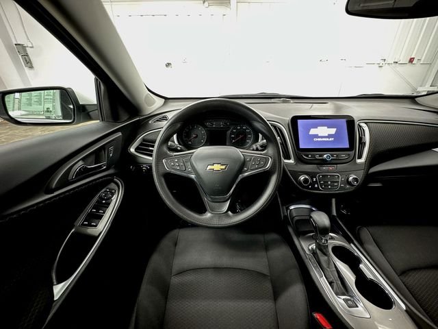 Used 2024 White Chevrolet LT image 11