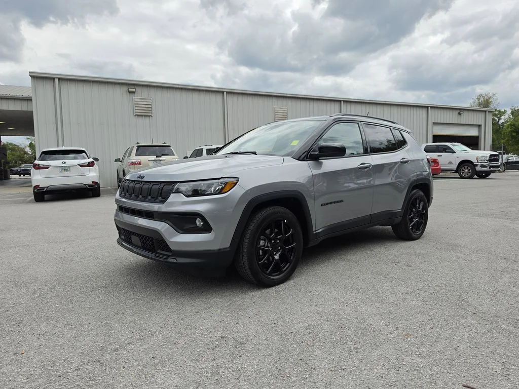 Used 2022 Jeep Compass Altitude with VIN 3C4NJCBB5NT198054 for sale in Inverness, FL
