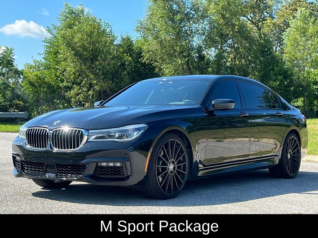 Used 2019 Black Sapphire Metallic BMW 750i xDrive image 3