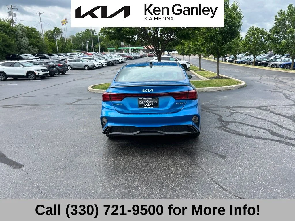 Certified Used 2022 Blue Kia GT-Line image 7
