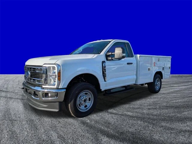 2026 Ford F-350 Super Duty Chassis Cab XL - Photo 8