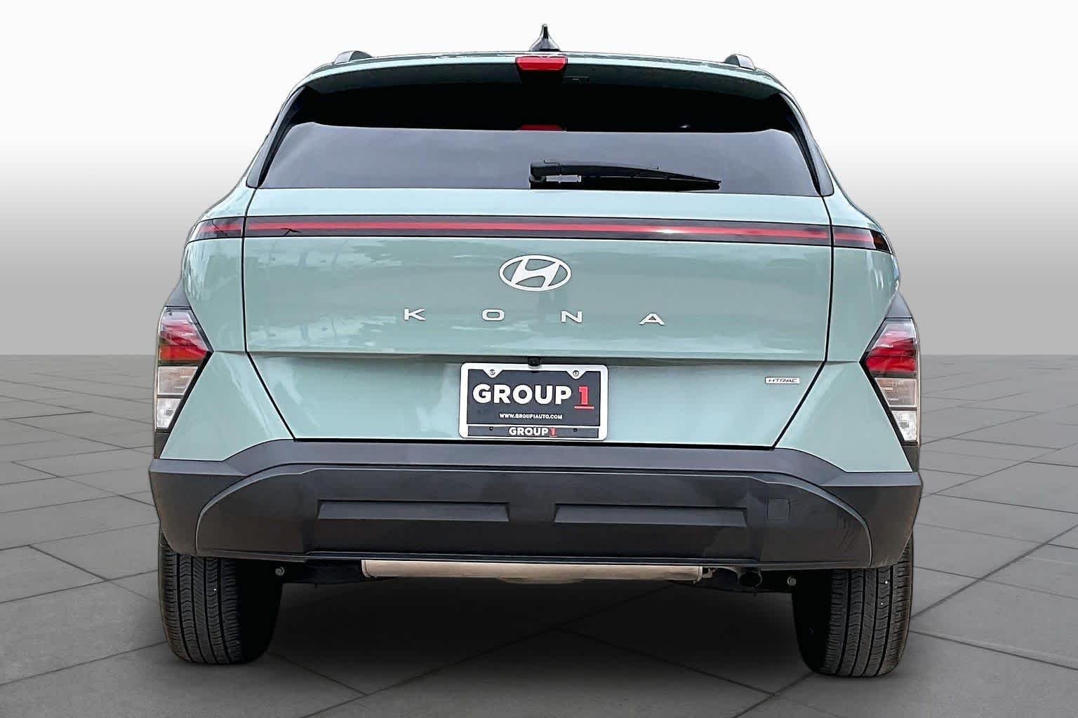 Used 2025 Mirage Green Hyundai SEL image 5