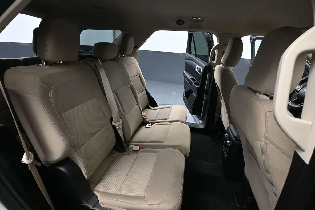 Used 2022 Silver Ford Base image 44