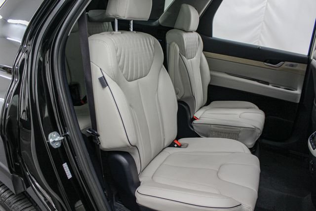 Used 2024 Black Hyundai Limited image 17