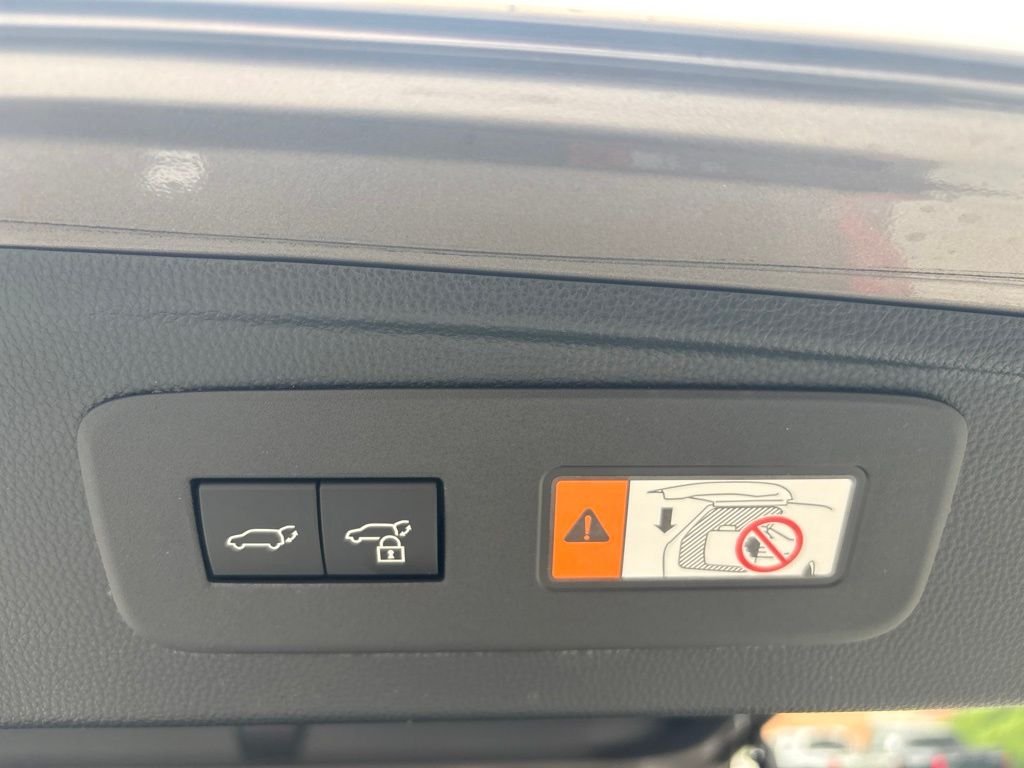 Used 2026  Toyota Base image 21