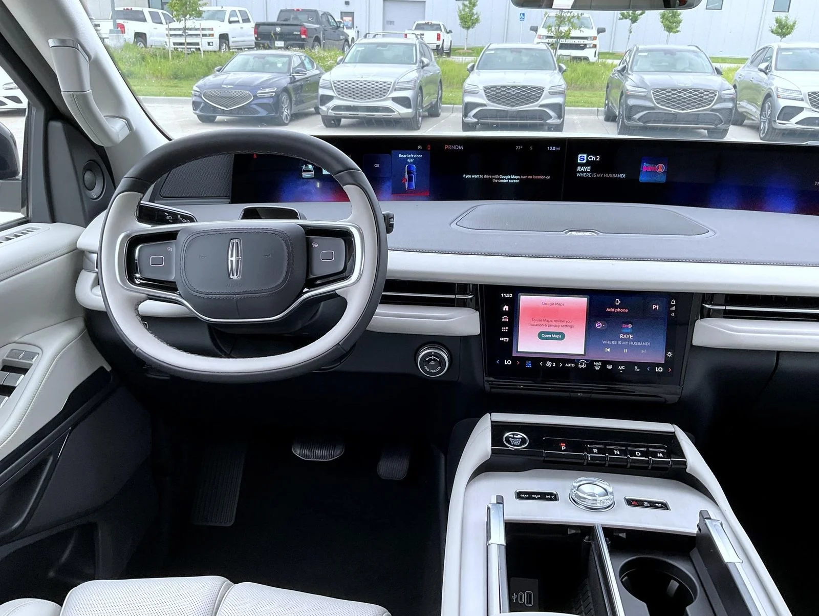 New 2026 White Lincoln Premiere image 14