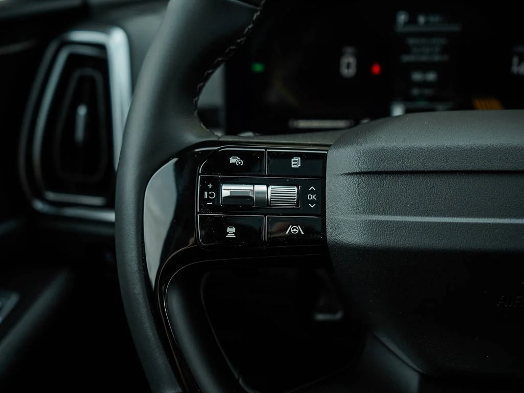 New 2026 Aurora Black Pearl Kia EX AWD image 22