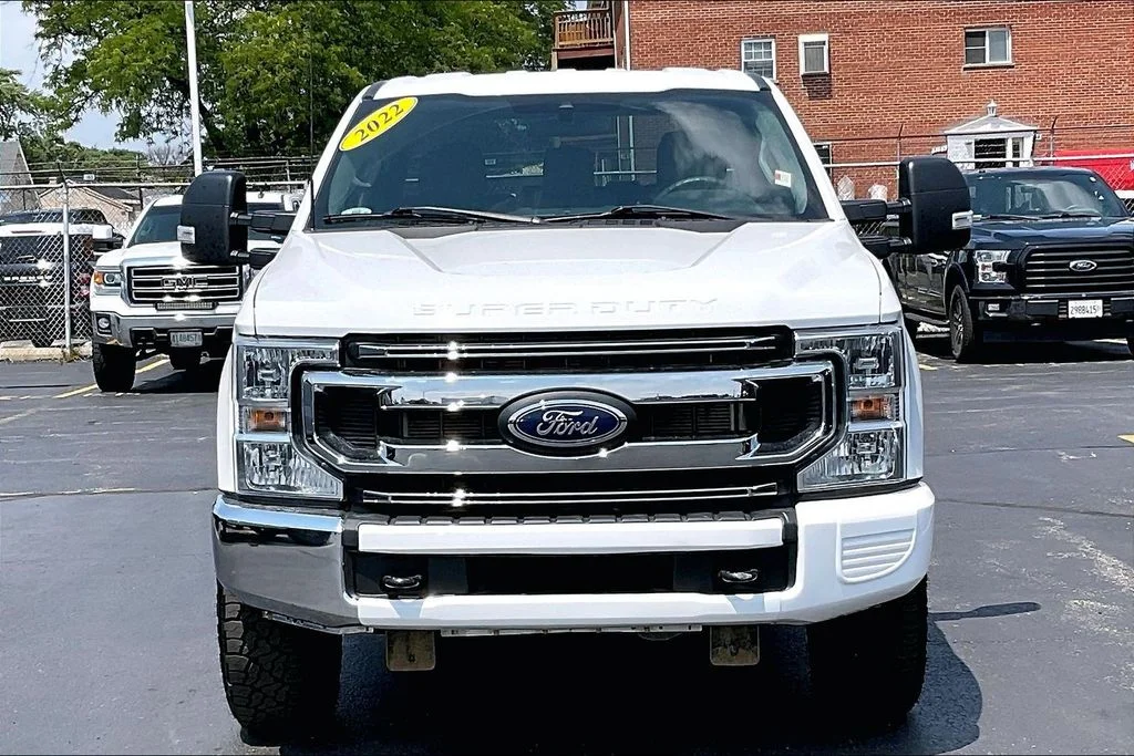 Used 2022 White Ford XLT image 2