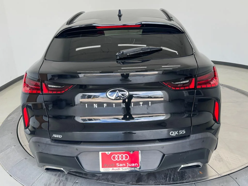 Certified Used 2022 Black INFINITI LUXE image 39