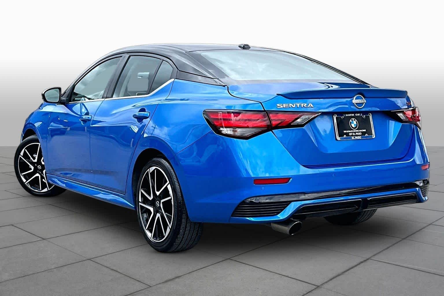 Used 2025 Electric Blue Metallic/Super Black Nissan SR image 11