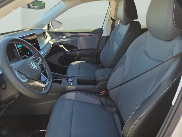 New 2026 White Volkswagen 2.0T SE image 7