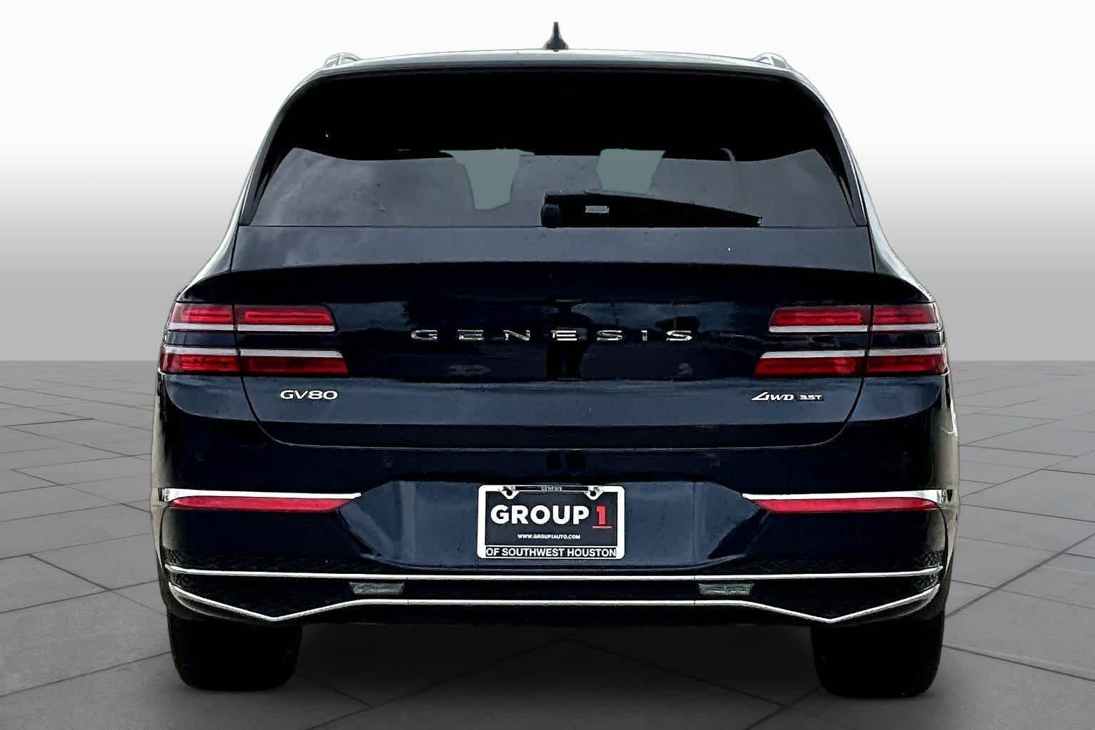Used 2025 Capri Blue Genesis 3.5T Prestige image 5