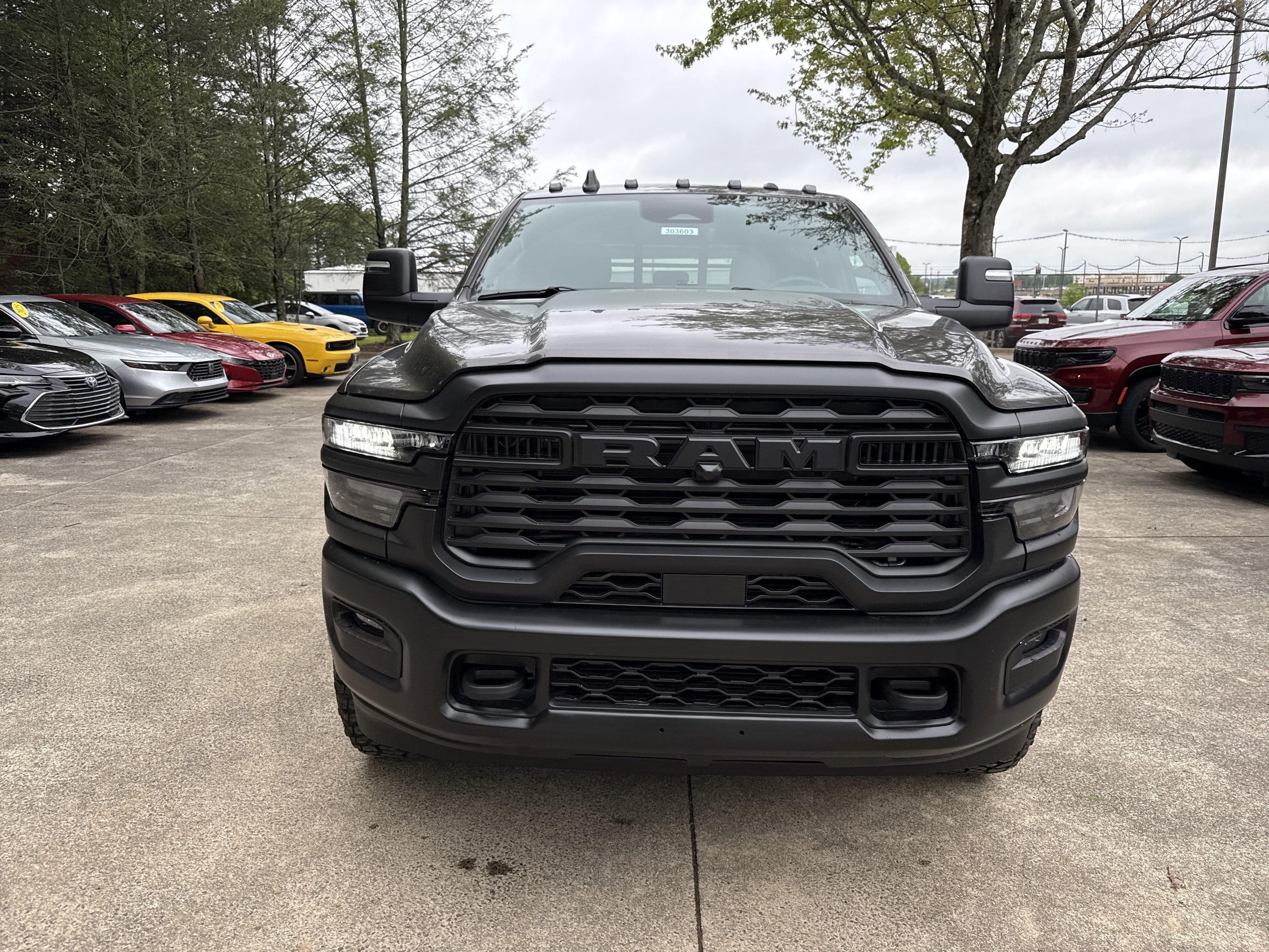 New 2026 Granite Crystal Metallic Clearcoat RAM Tradesman image 2