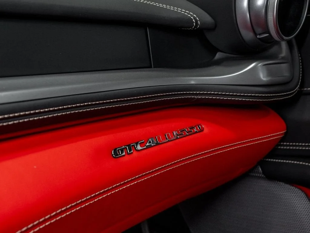 Used 2019 Nero Ferrari V12 image 37