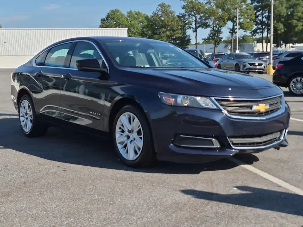 Used 2019 Blue Velvet Metallic Chevrolet LS image 2